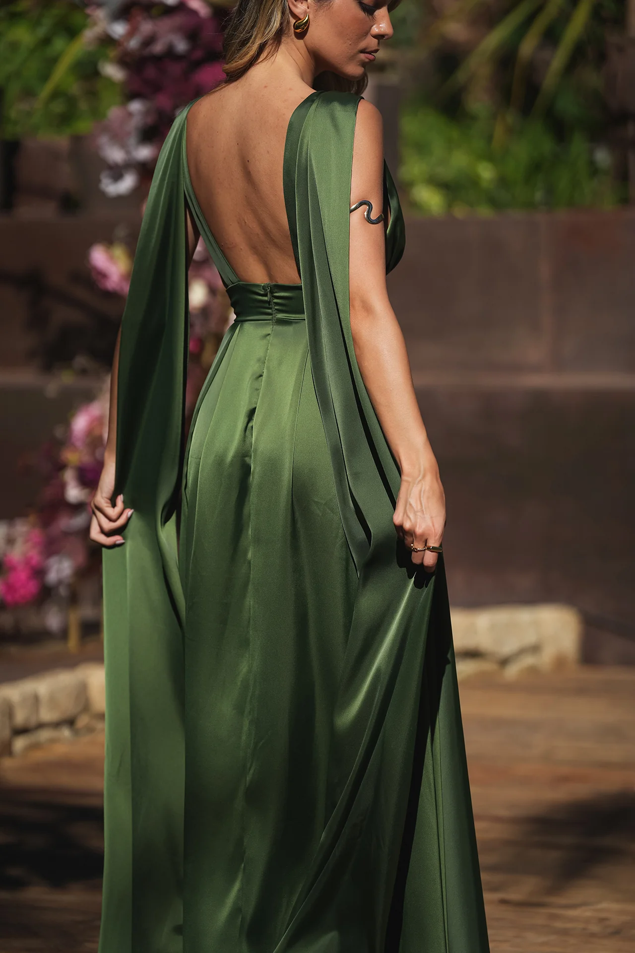 VESTIDO 'LETÍCIA' VERDE OLIVA - Image 4