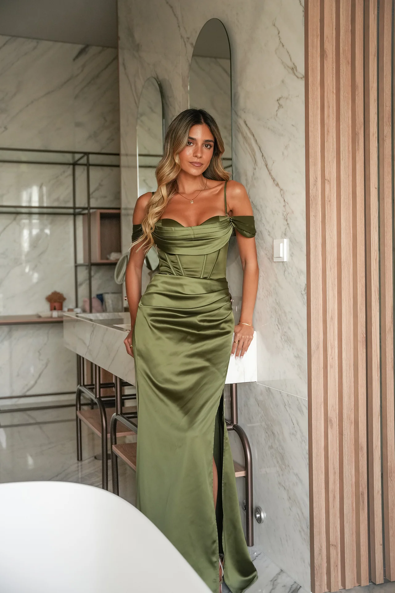 VESTIDO 'CASSIE' WARM OLIVA - Image 5