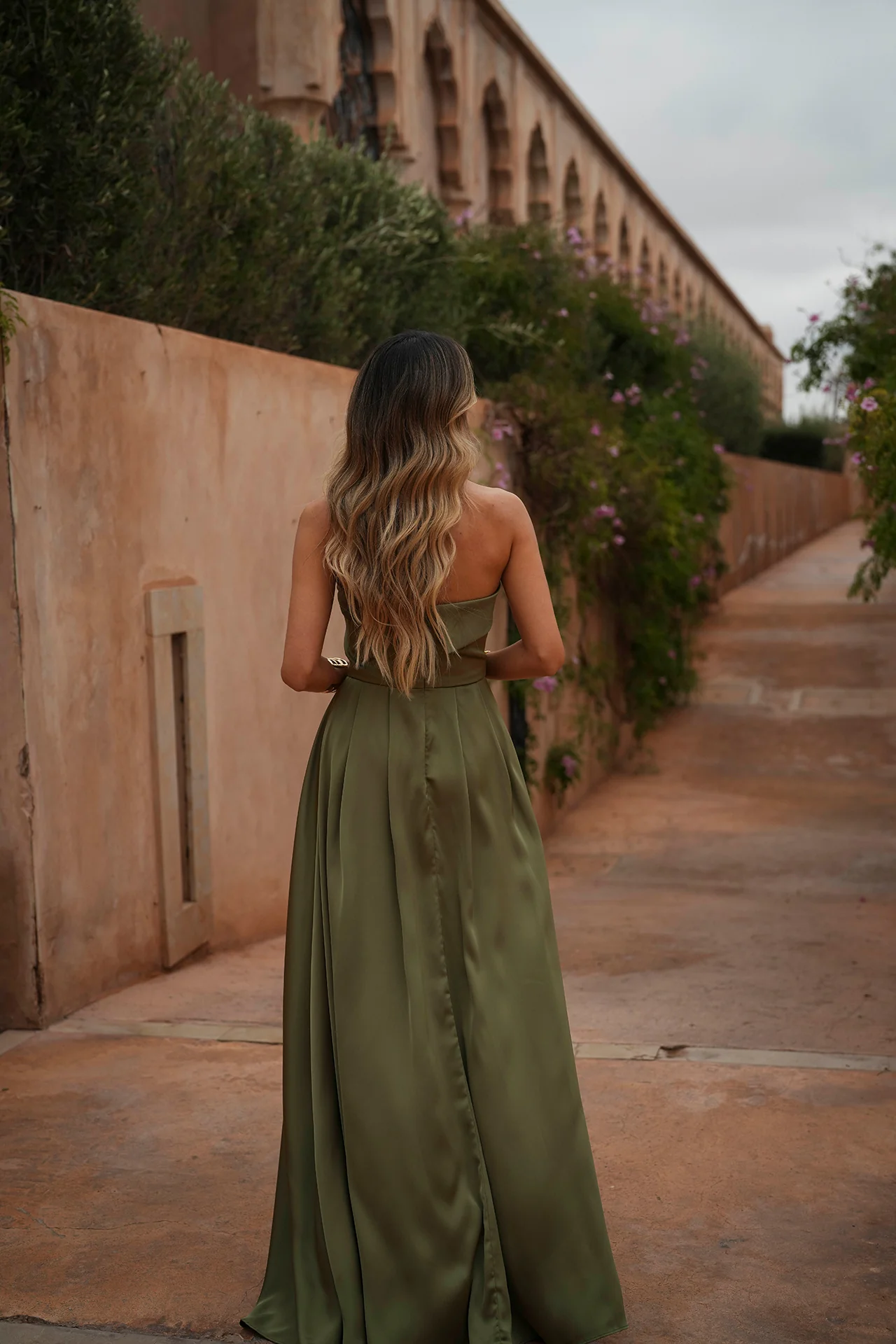 VESTIDO 'LEILA' SOFT OLIVA - Image 4